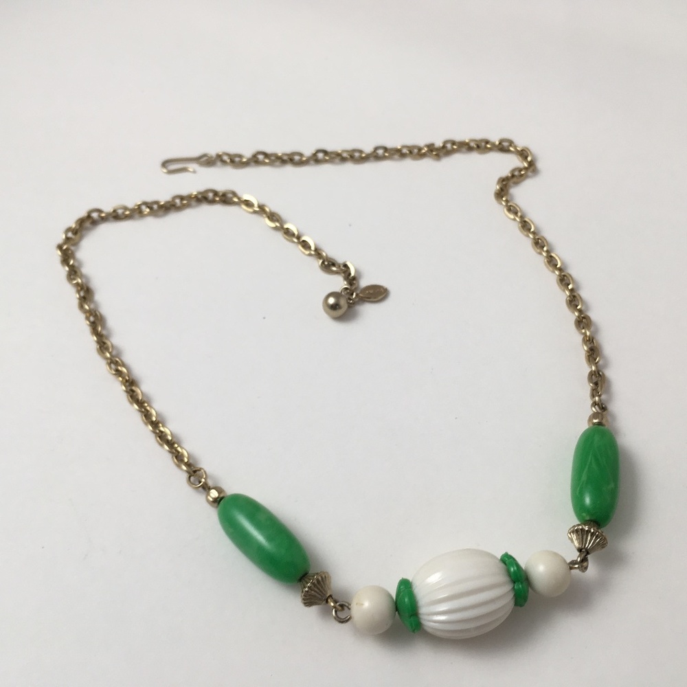 Avon vintage beaded & Gold Chain Necklace